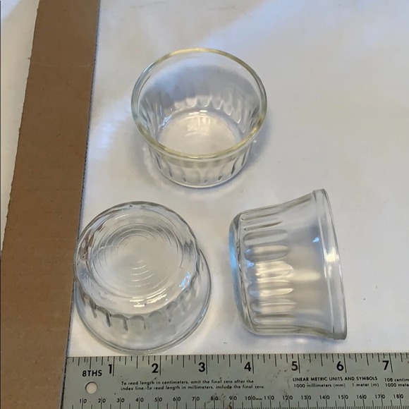 Set of 3 Vintage jelly jars ribbed 3" dia top - Picture 2 of 3